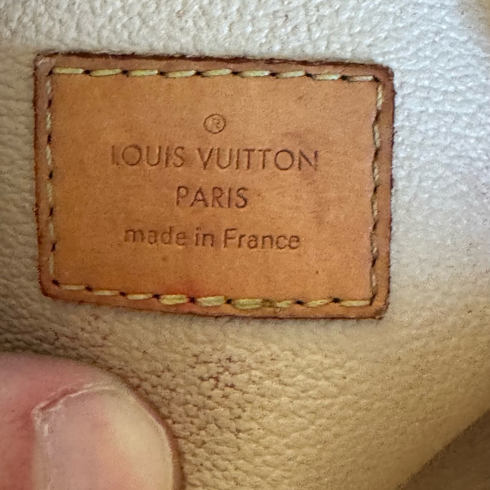 Louis Vuitton Damier Azur Pouch - Picture 6 of 6